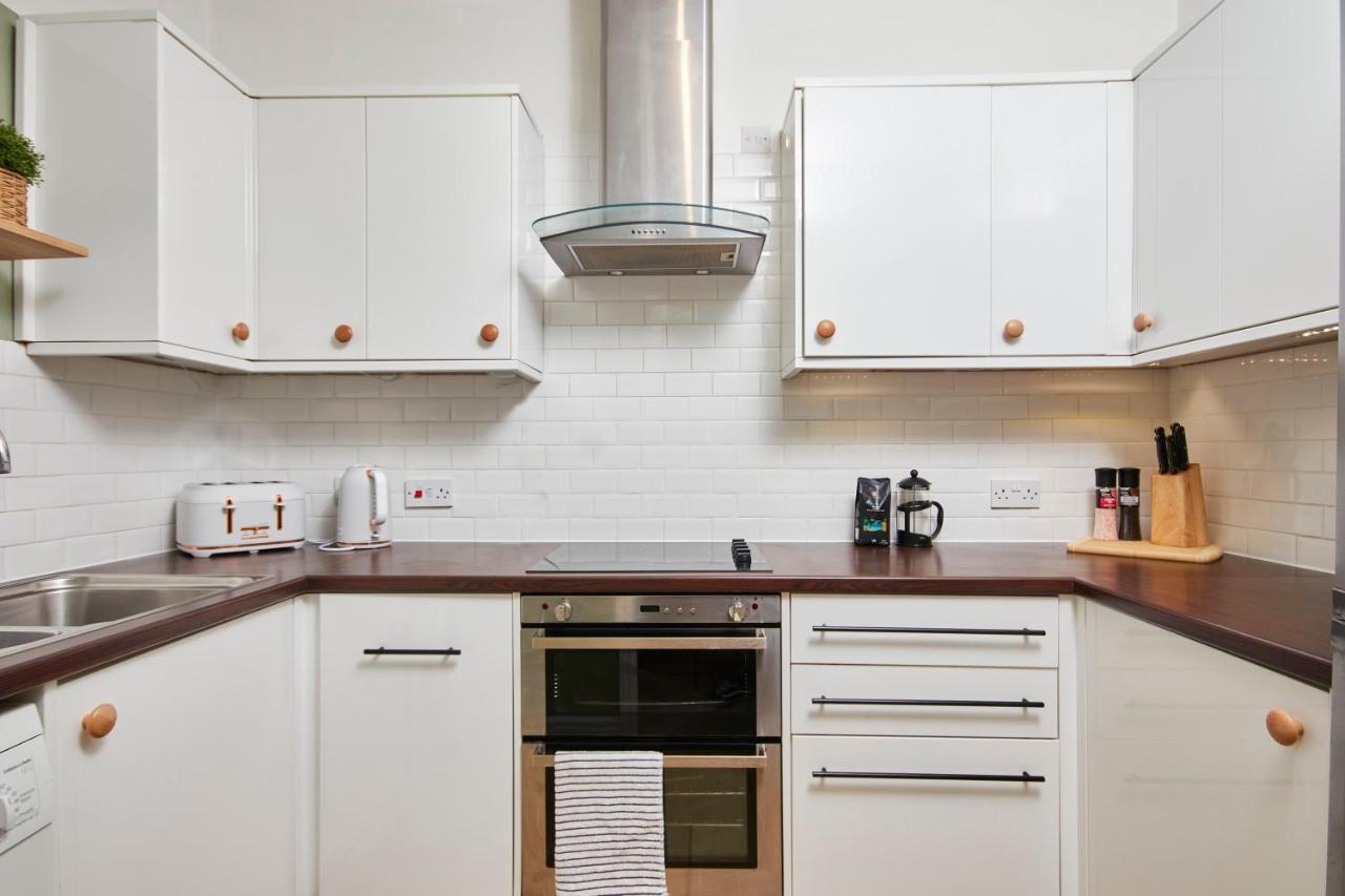 Wonderful Apartment In Bath With Garden - Sleeps 8 Eksteriør bilde