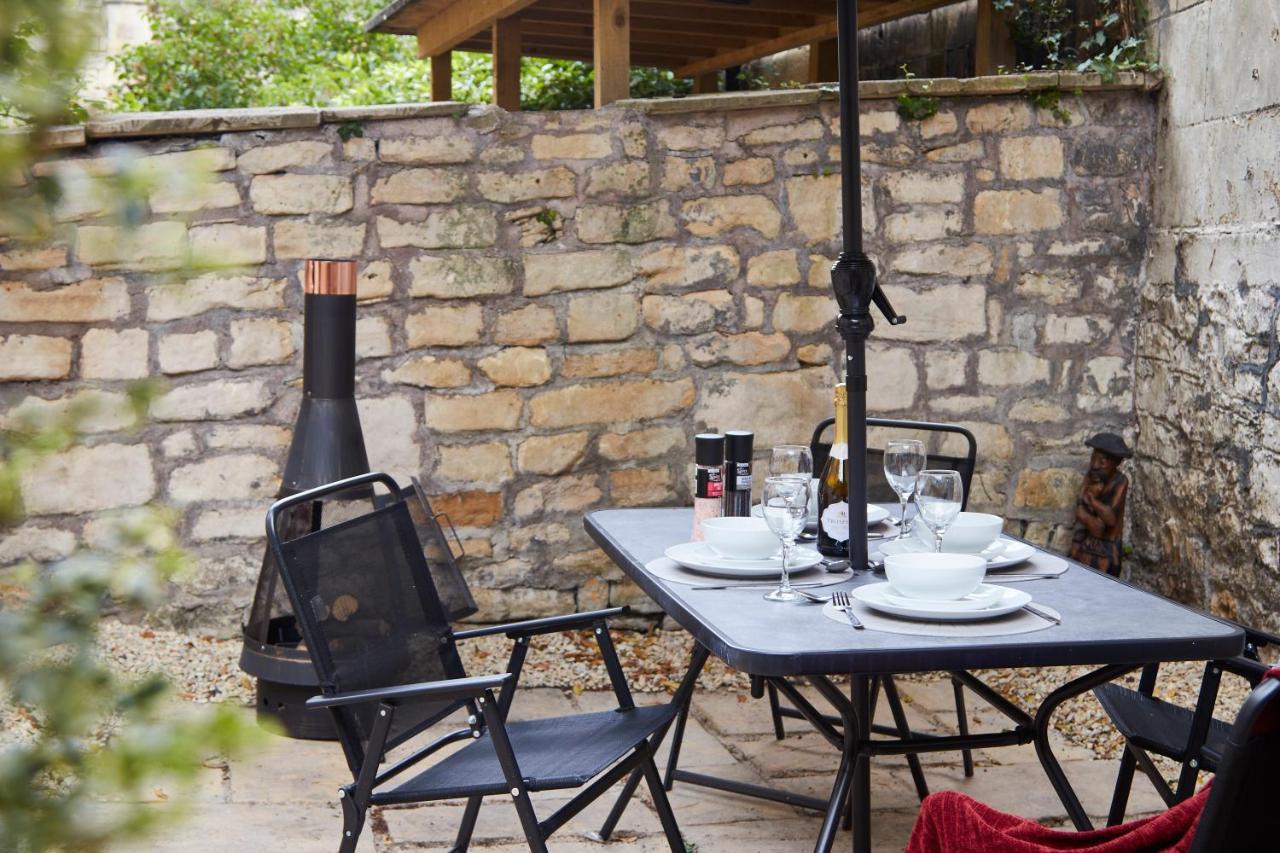 Wonderful Apartment In Bath With Garden - Sleeps 8 Eksteriør bilde