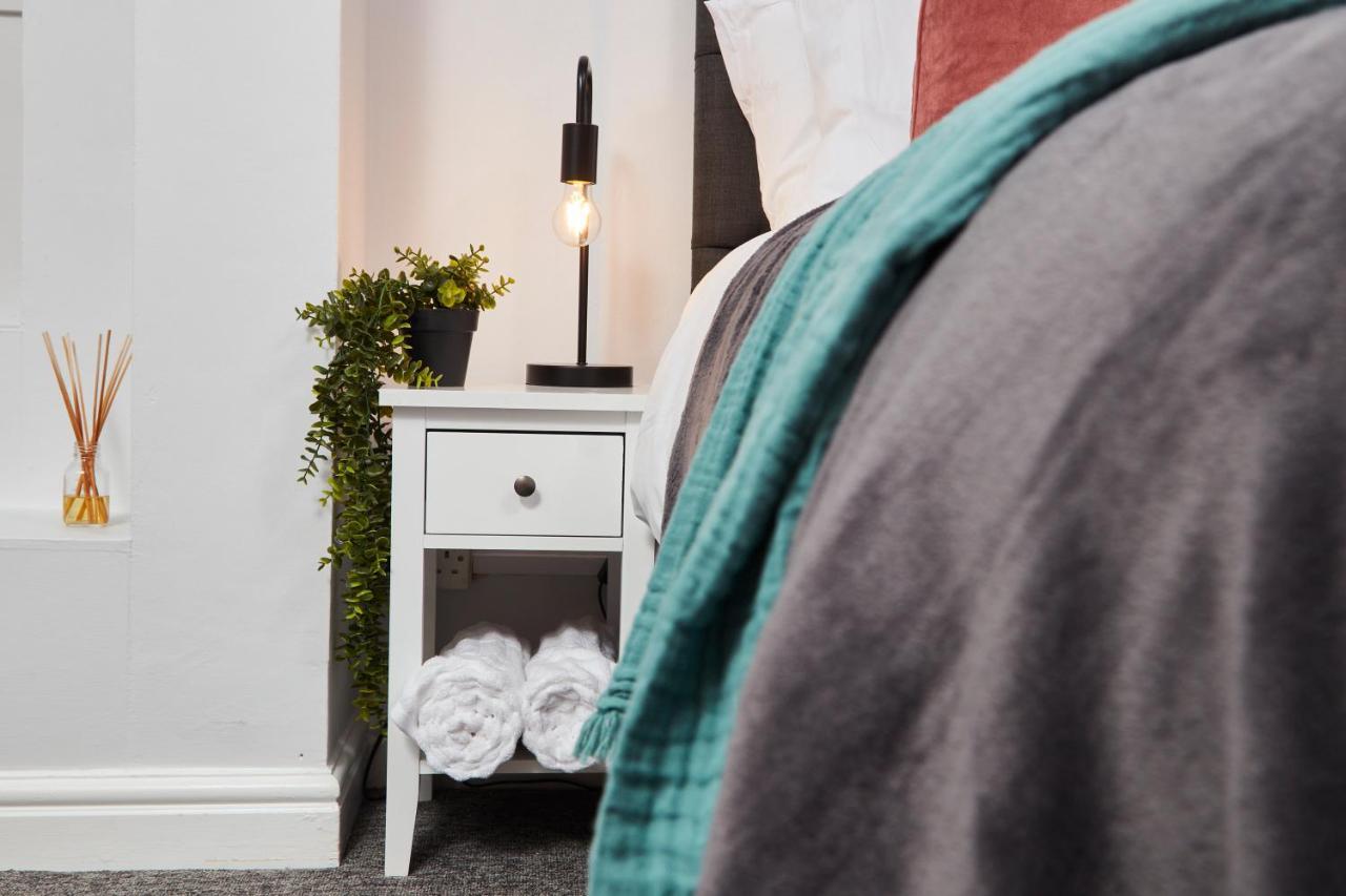 Wonderful Apartment In Bath With Garden - Sleeps 8 Eksteriør bilde